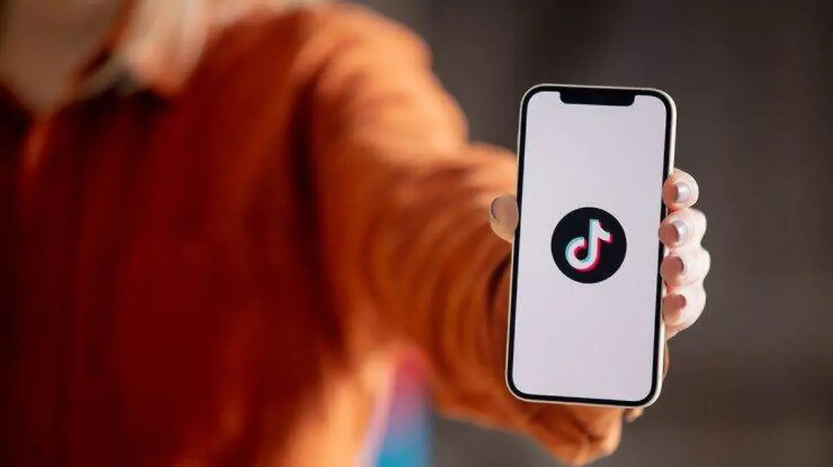 Muere niño de 11 AÑOS tras realizar reto 'Chroming' de Tiktok